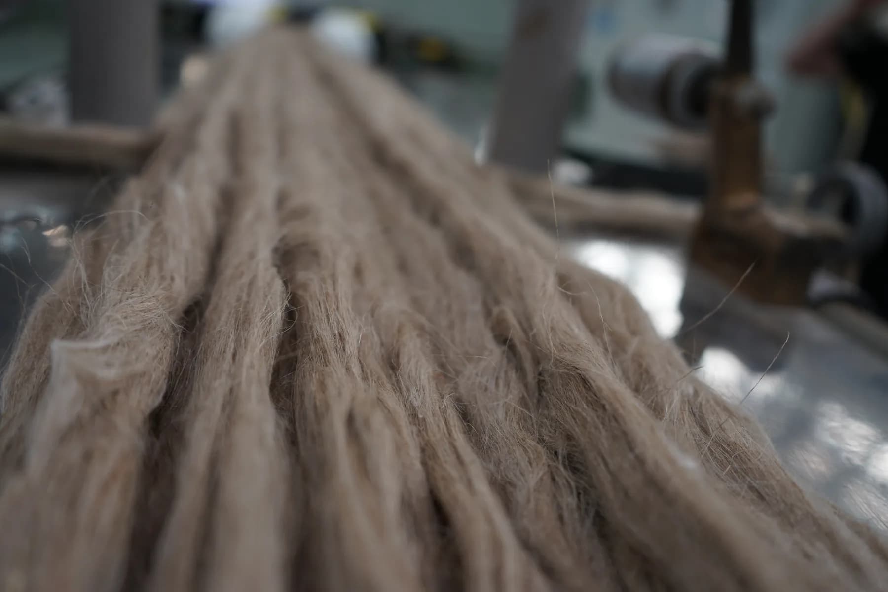 Hanflangfasern in der Produktion der FUSE GmbH