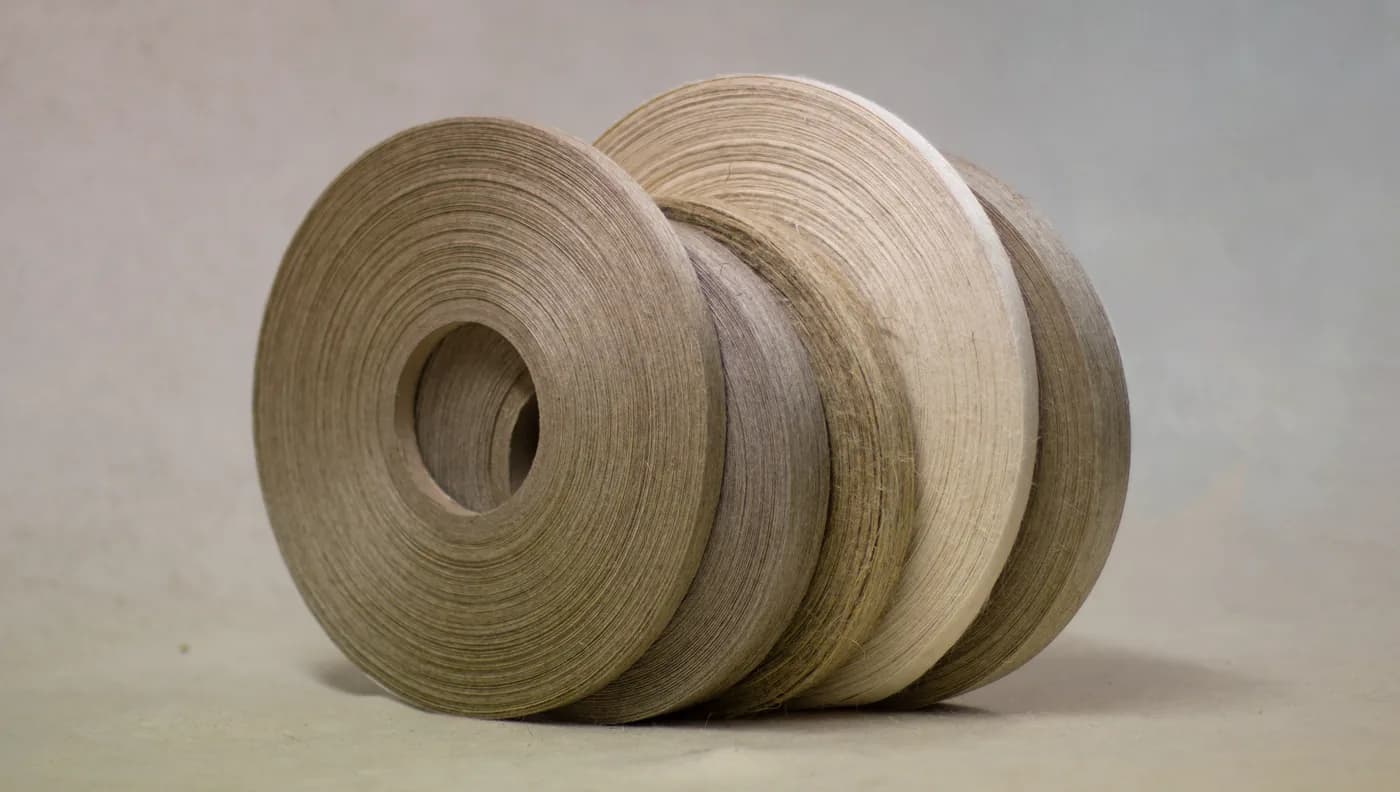 Mehrere Rollen FUSE UD-Tape nebeneinander